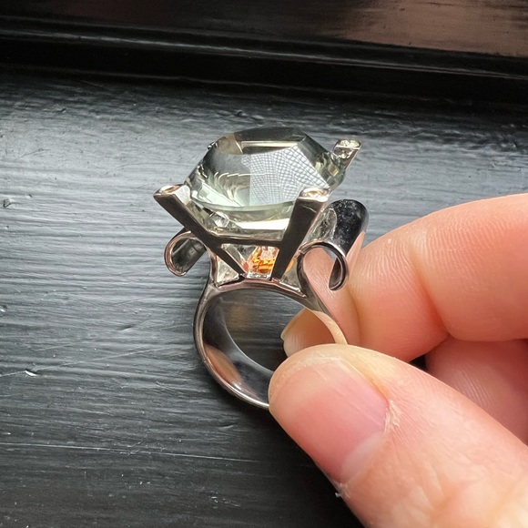 Intrigue ring, 18k white gold, 20ct prasiolite center gem stone - Picture 6 of 10